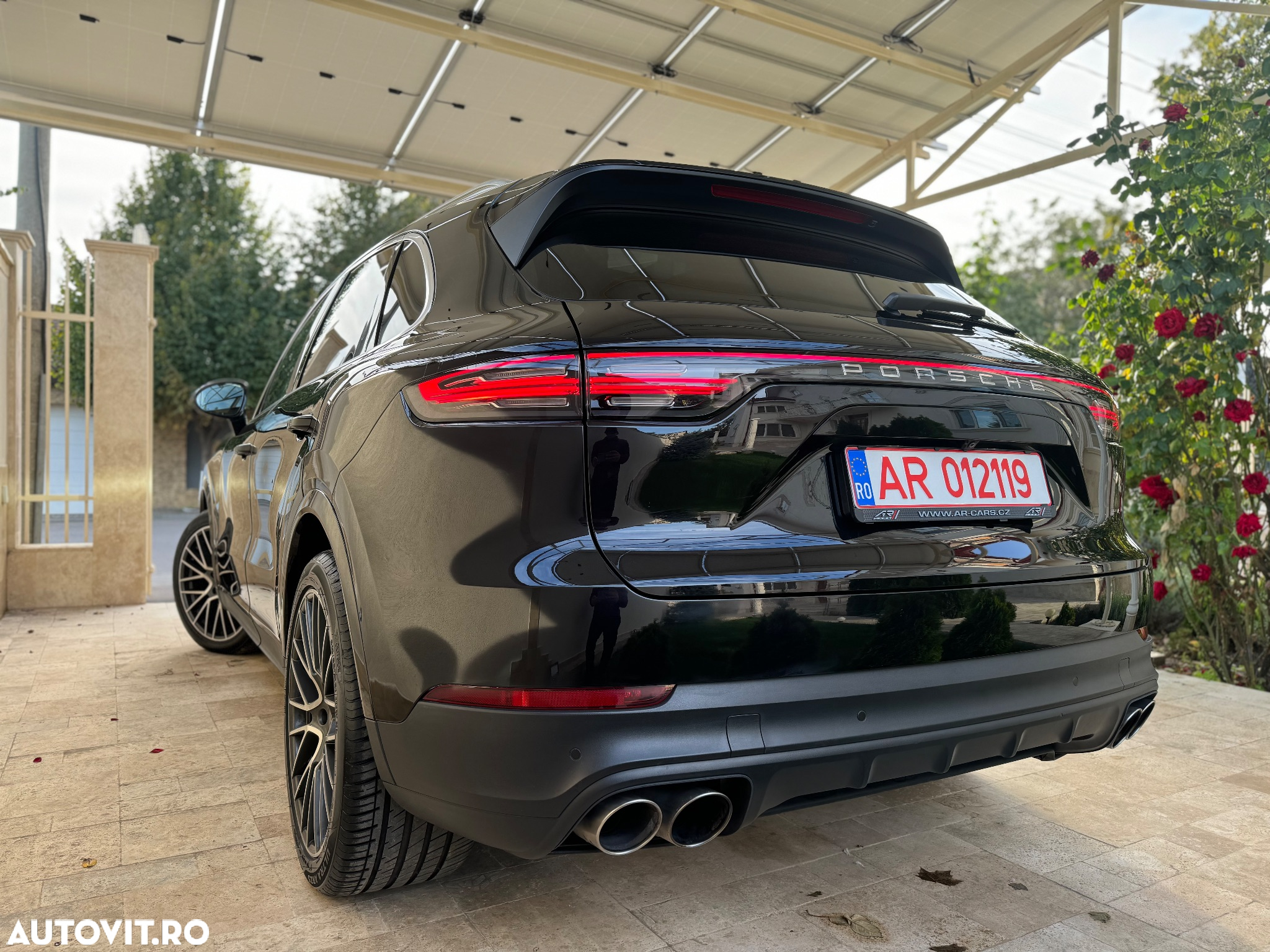 Porsche Cayenne - 8