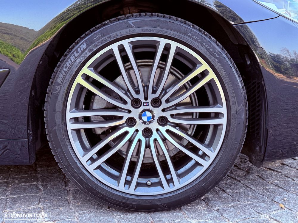 BMW 520 d Auto - 17