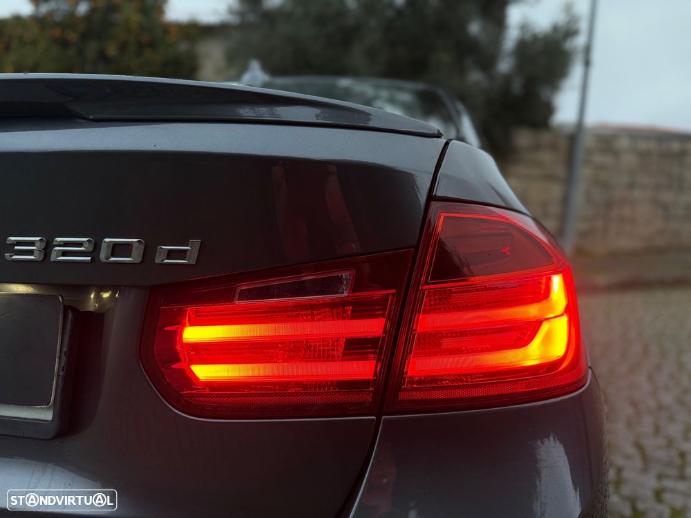 BMW 320 d - 16