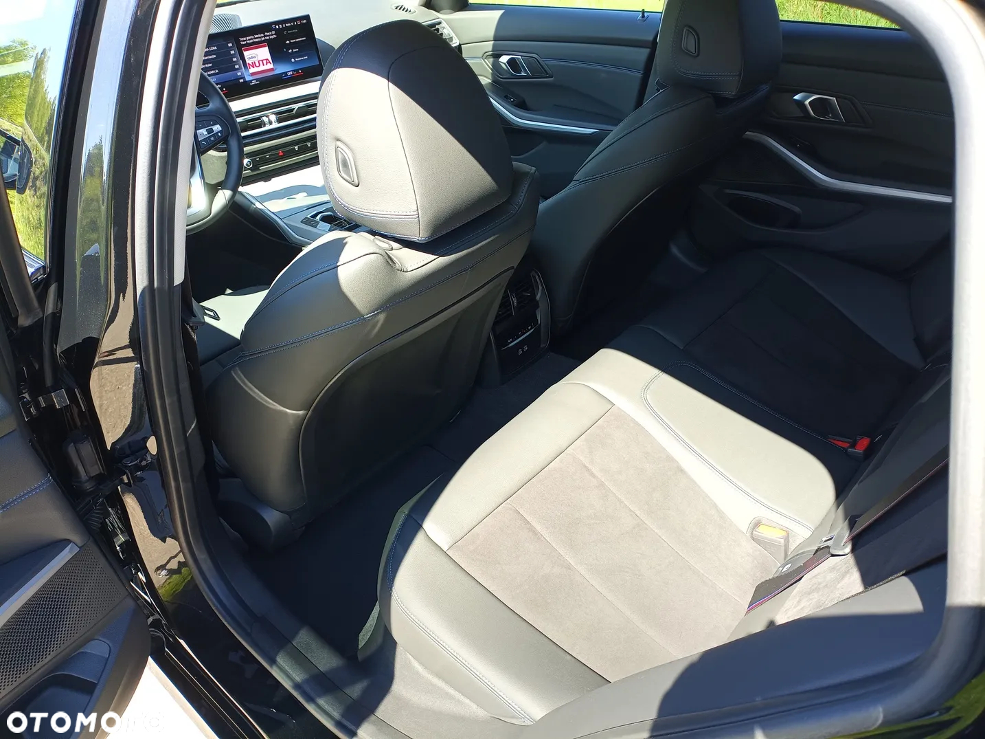BMW Seria 3 318i Touring Sport Line - 24