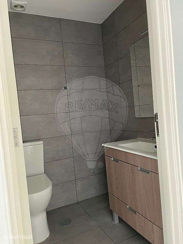 Apartamento T2 para arrendamento - Grande imagem: 2/14
