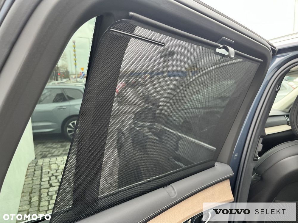Volvo XC 90 - 40