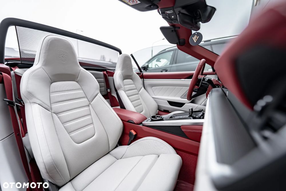 Porsche 911 Turbo S - 36