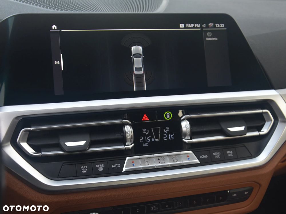 BMW Seria 3 330i xDrive M Sport sport - 10