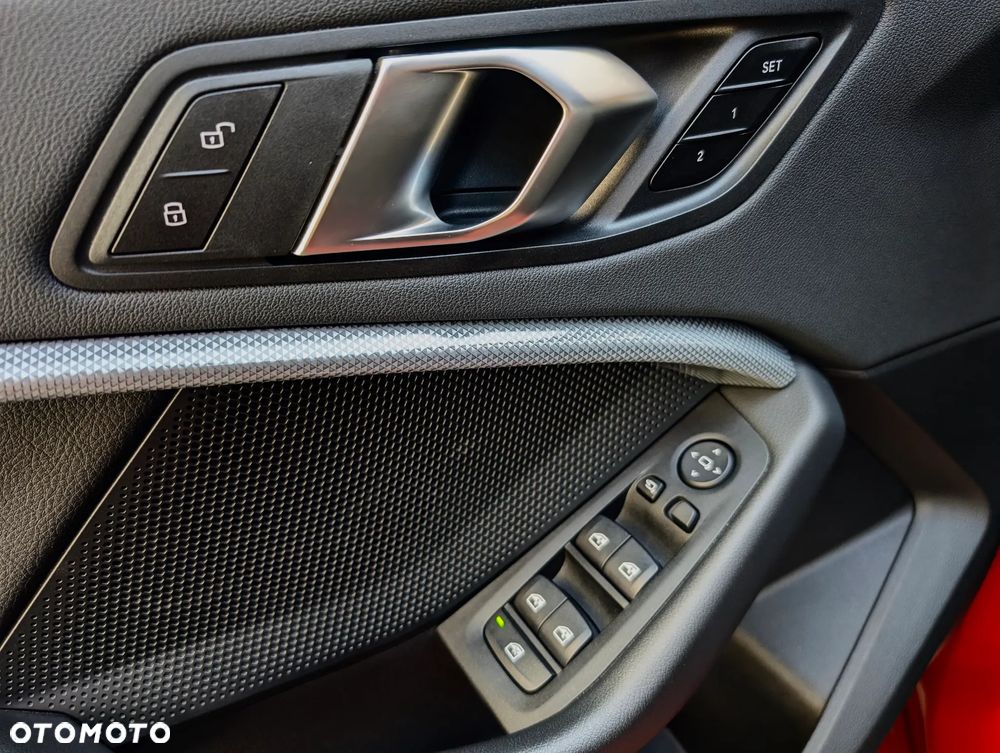 BMW Seria 1 118i Sport Line - 23