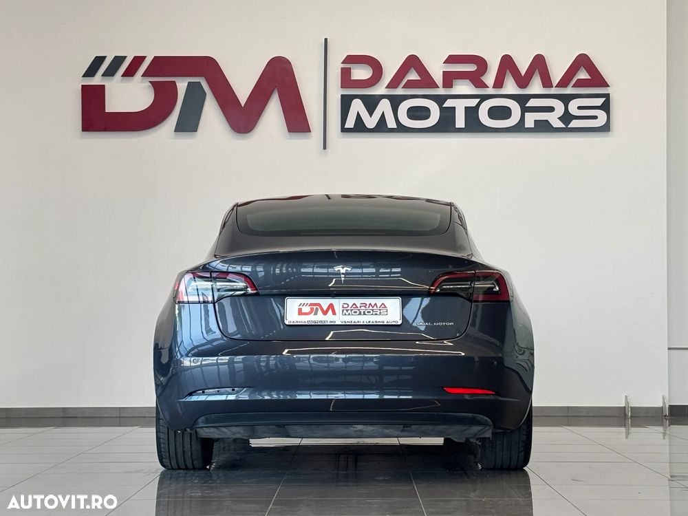 Tesla Model 3 Langstreckenbatterie Allradantrieb Dual Motor - 16
