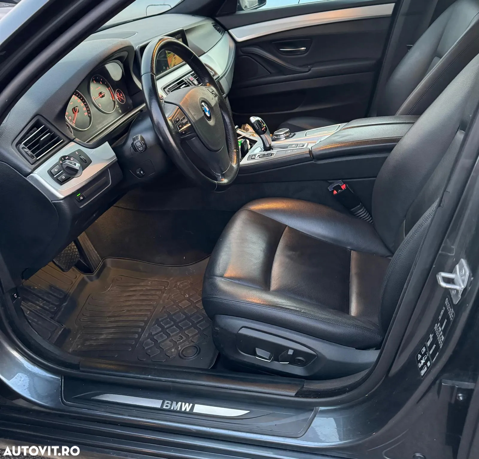 BMW Seria 5 520d xDrive Touring Aut. - 8