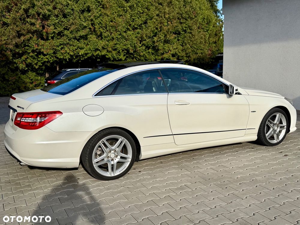 Mercedes-Benz Klasa E - 22