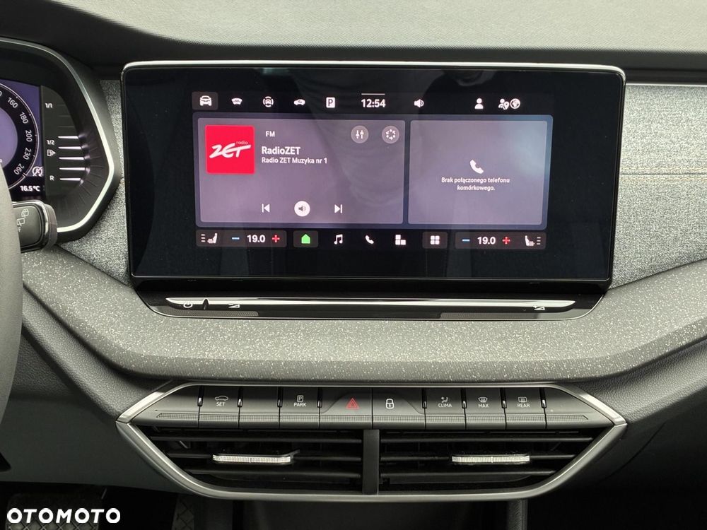 Skoda Octavia 2.0 TDI Selection DSG - 25