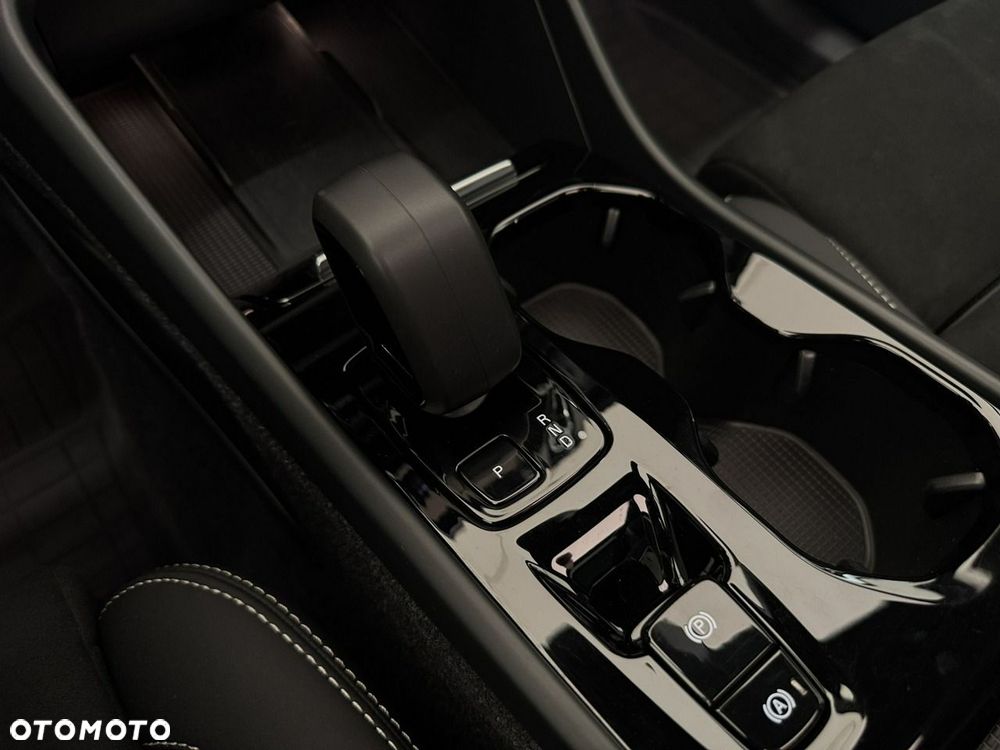 Volvo XC 40 - 32