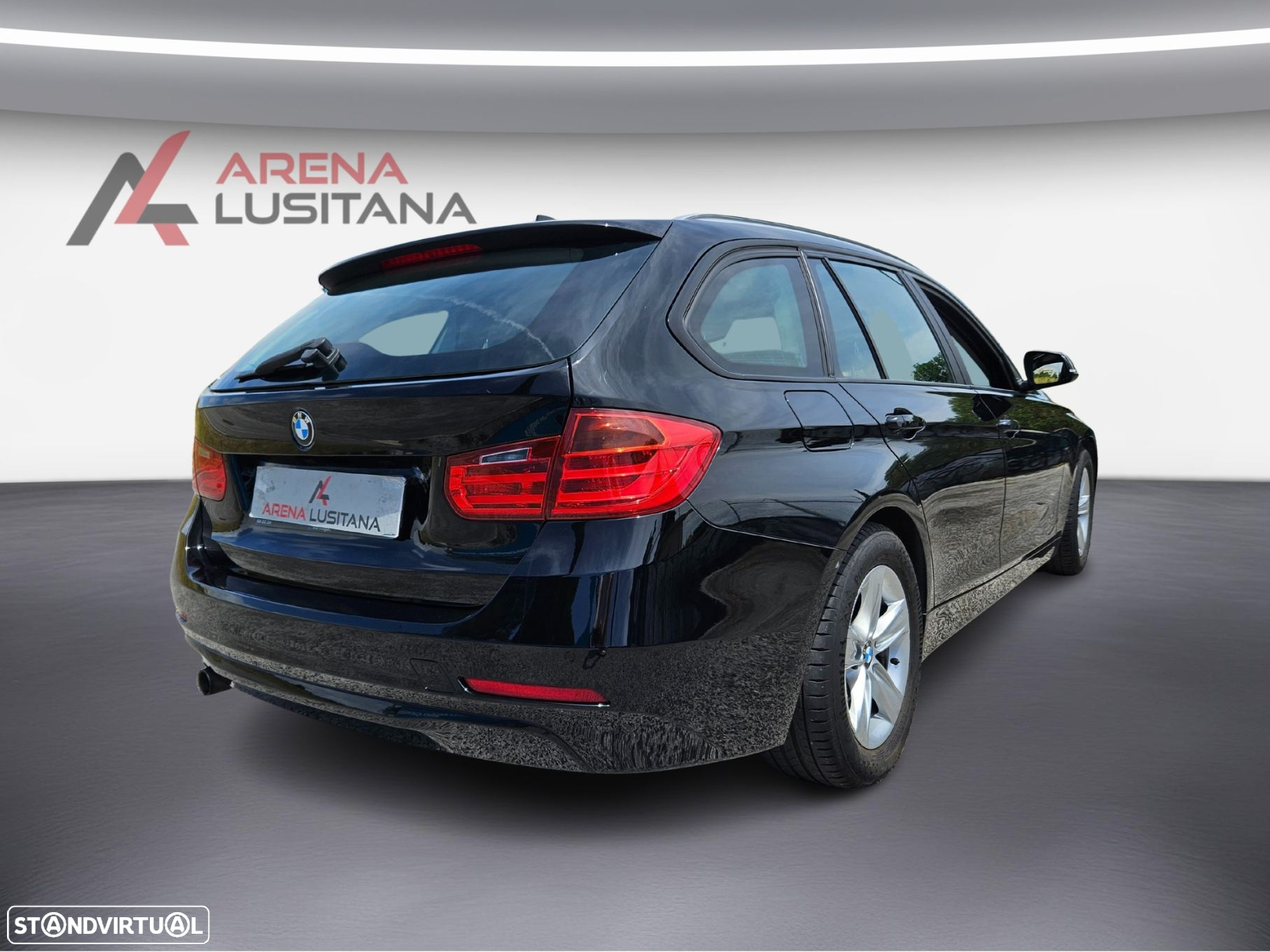 BMW 318 d Touring Auto - 14