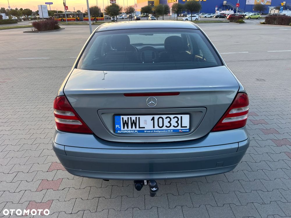 Mercedes-Benz Klasa C 200 CDI Classic - 4