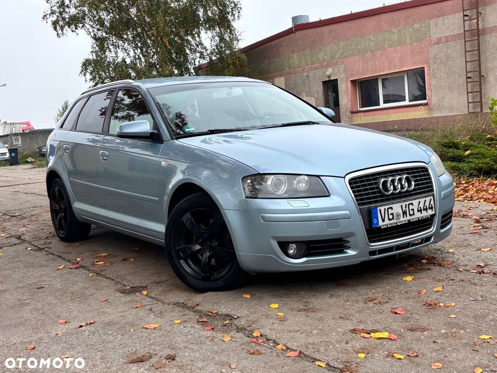 Audi A3 Sportback 1.6 FSI Attraction - 23