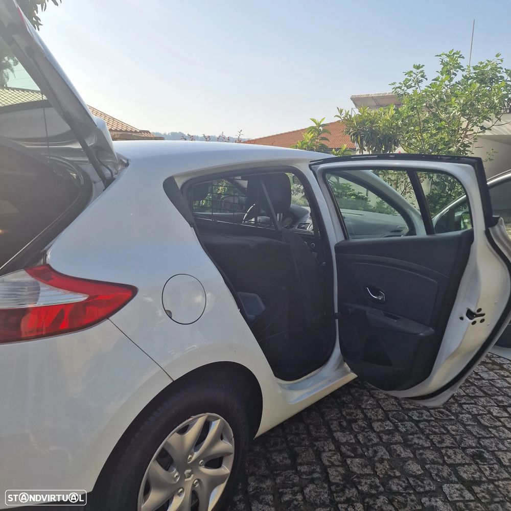 Renault Mégane 1.5 dCi Confort - 3
