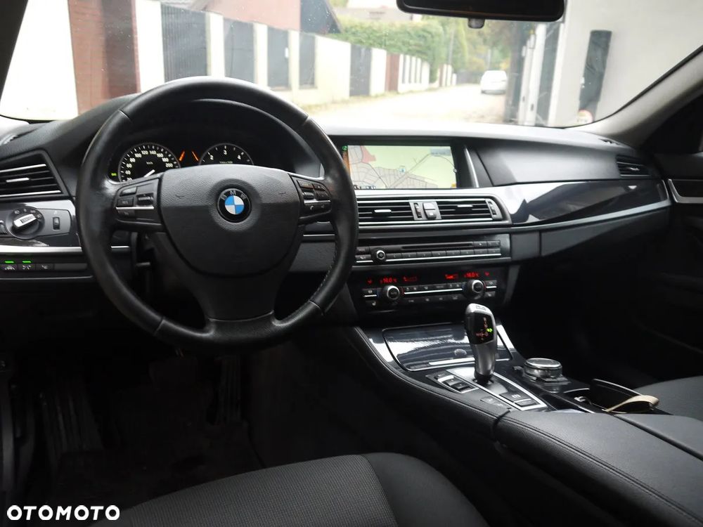 BMW Seria 5 - 25