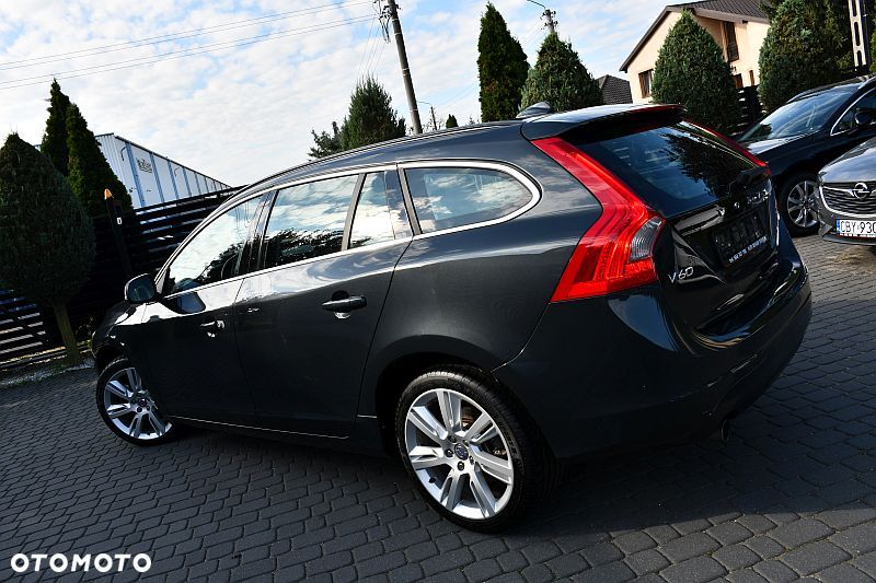 Volvo V60 D3 Momentum - 3
