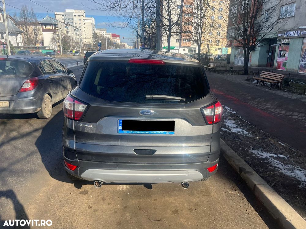 Ford Kuga - 4