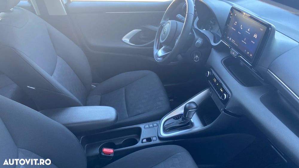 Toyota Yaris 1.5 VVT-i HSD Active - 6