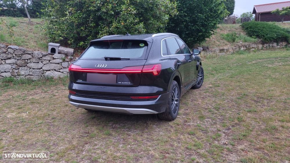 Audi e-tron 55 quattro S line - 4