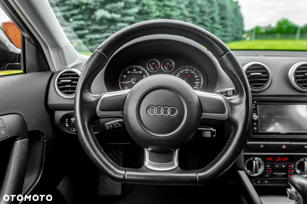 Audi A3 Sportback 1.6 S tronic Attraction - 25