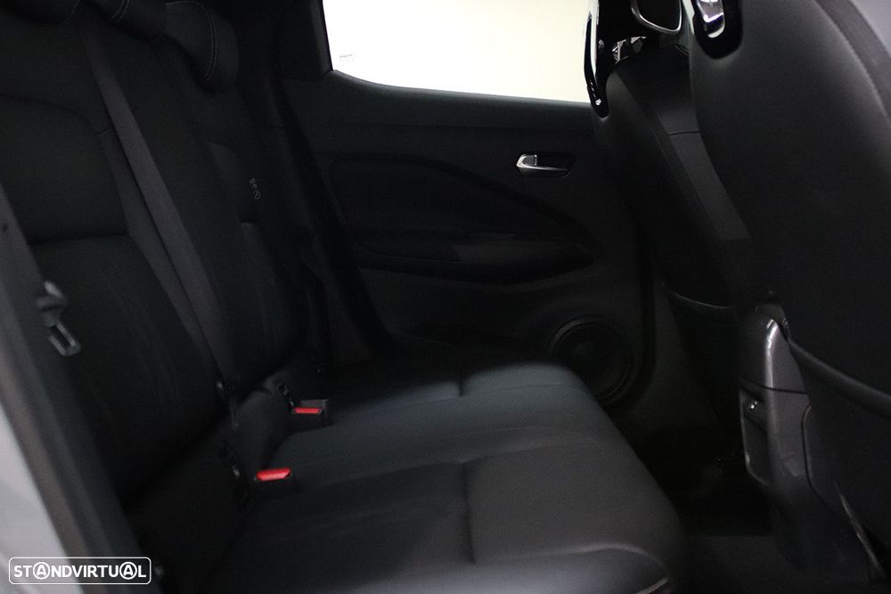 Nissan Juke 1.0 DIG-T Tekna - 23