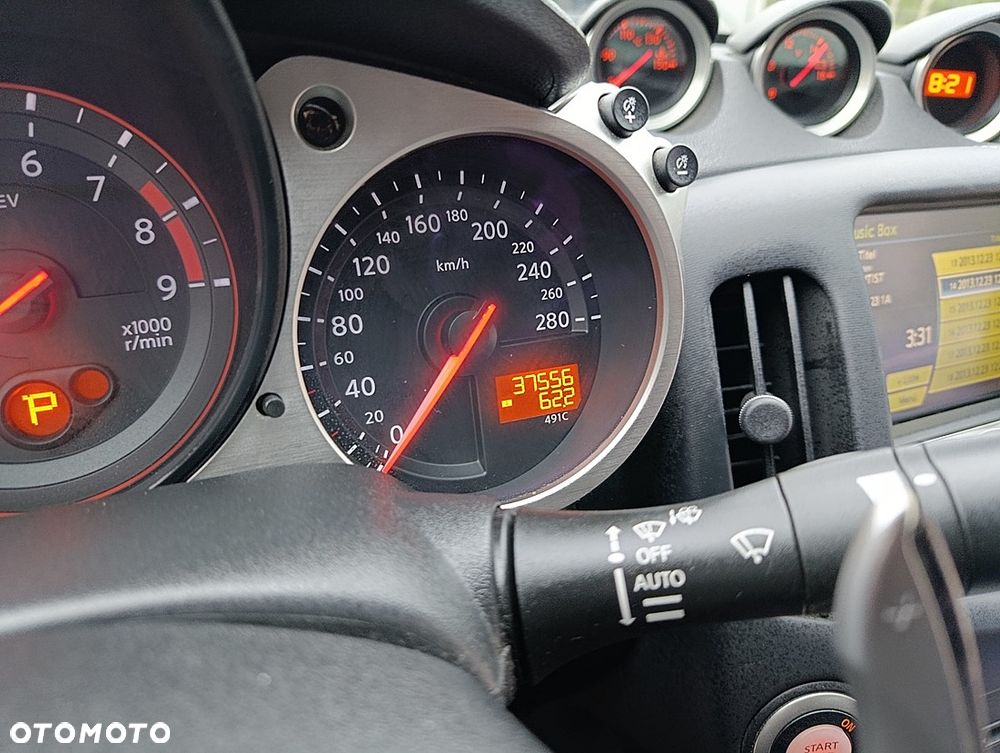 Nissan 370 Z 3.7 V6 Platinum - 15