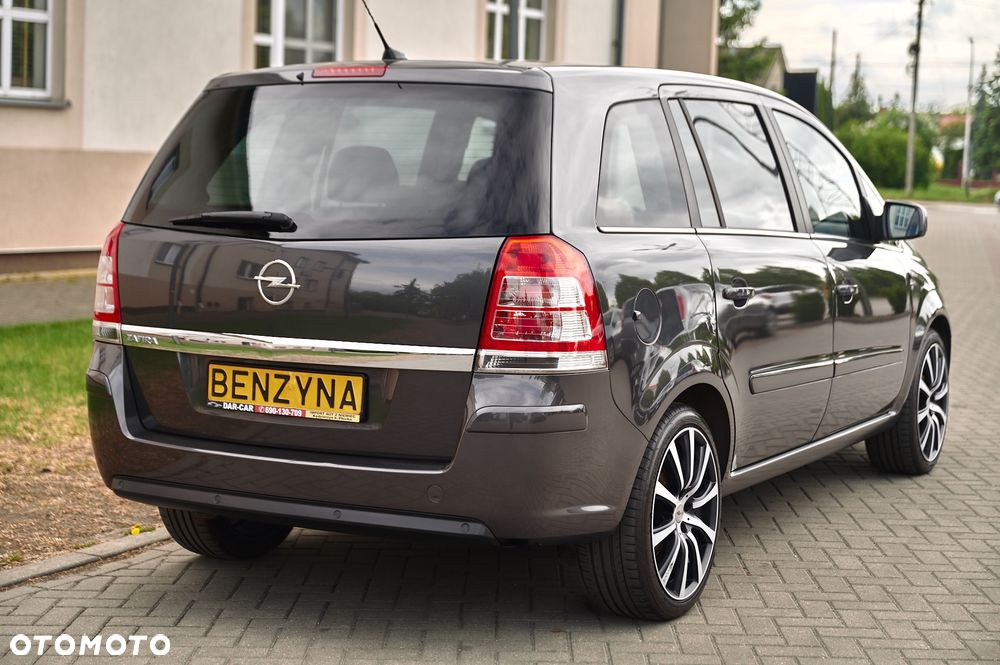 Opel Zafira 1.8 16V Comfort - 12