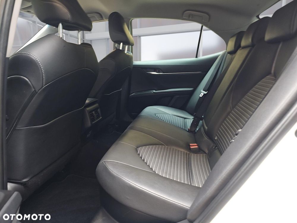 Toyota Camry 2.5 Hybrid Prestige CVT - 10