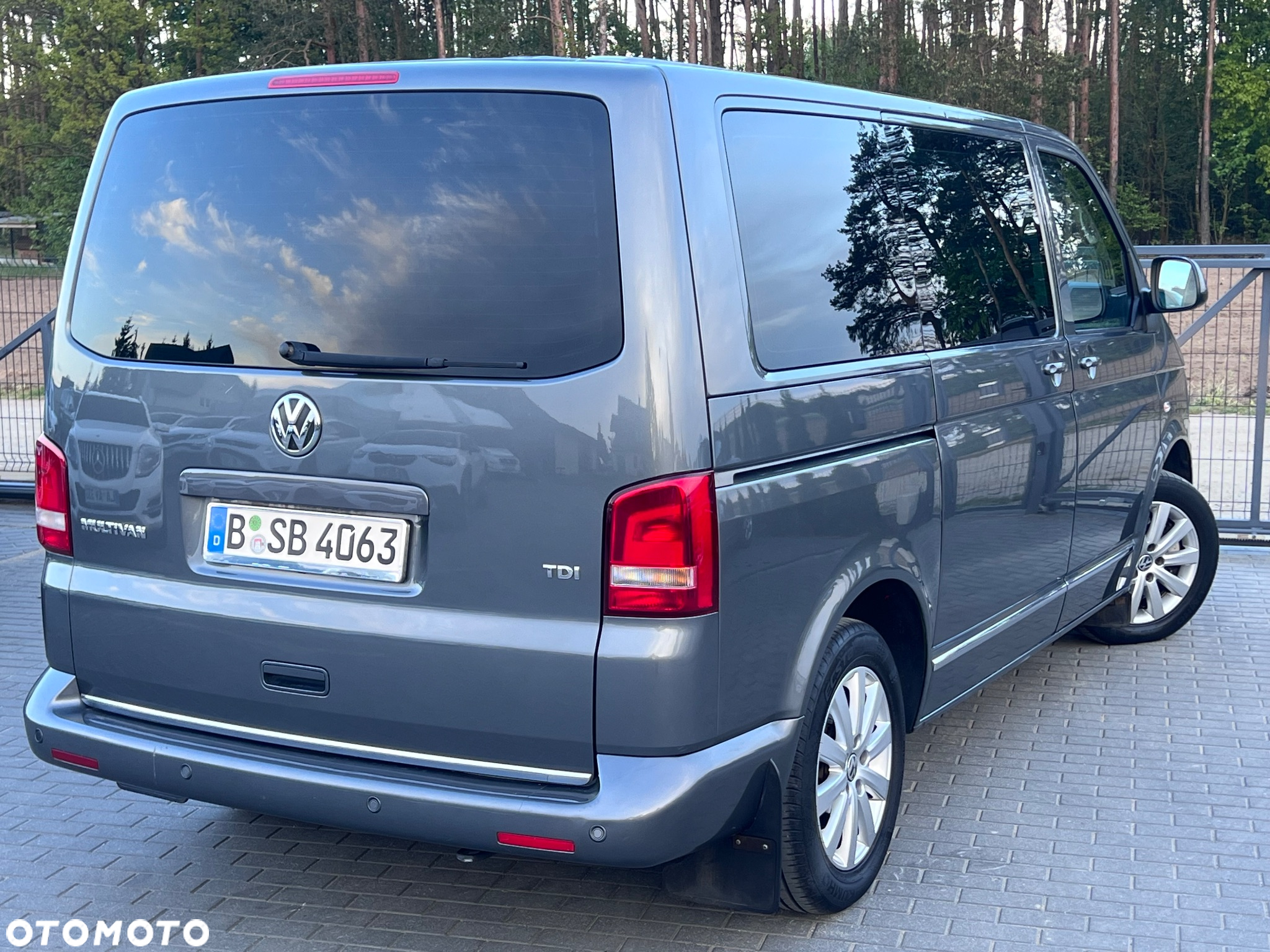 Volkswagen Multivan 2.0 BiTDI L1 Highline DSG - 40