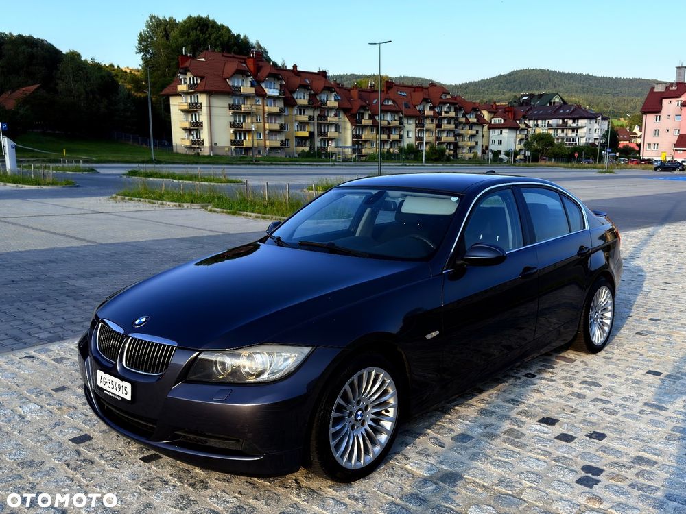 BMW Seria 3 325i - 2
