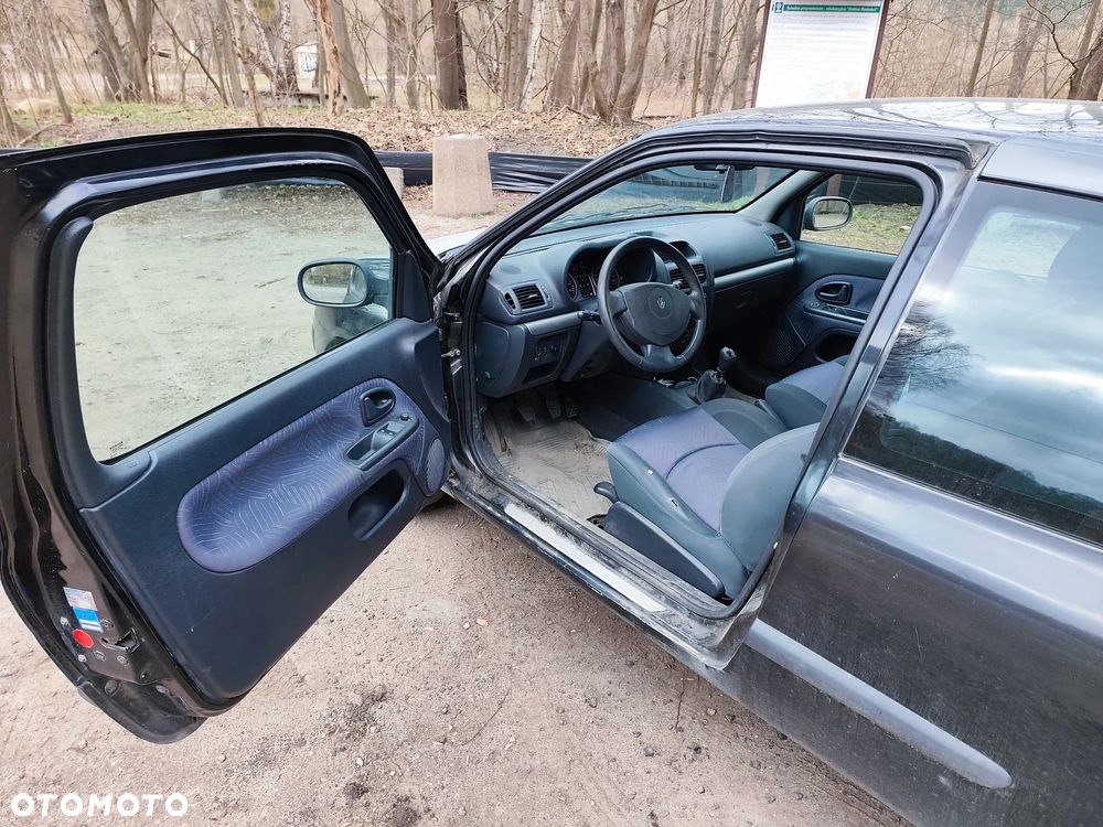 Renault Clio 1.2 16V Dynamique - 9