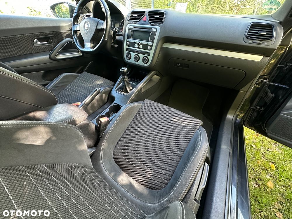 Volkswagen Scirocco - 12