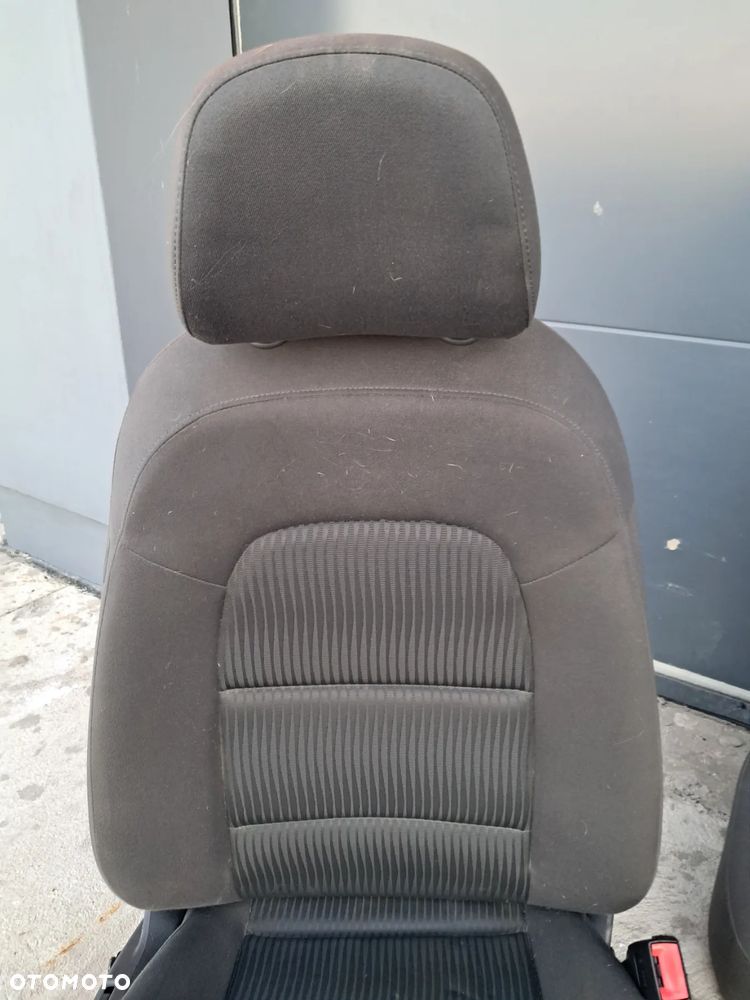 Fotele Siedzenia Boczki Komplet Welur Audi A4 B8 Europa Sedan - 14