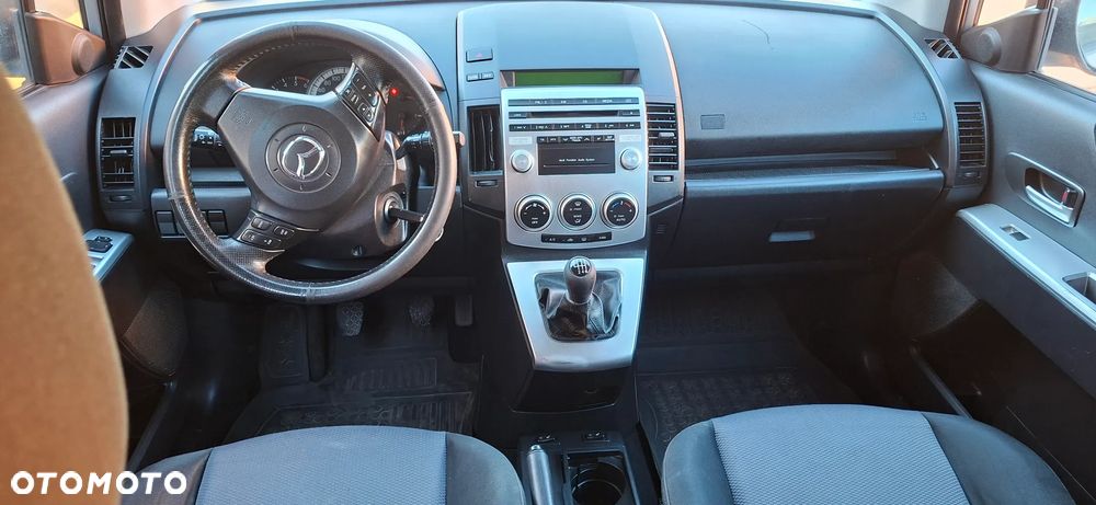Mazda 5 - 12