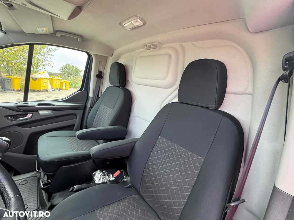 Ford Transit Custom L1H2 - 12