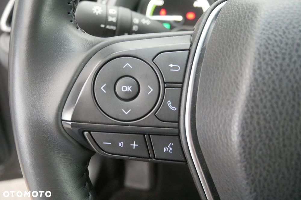 Toyota Camry 2.5 Hybrid Comfort CVT - 23