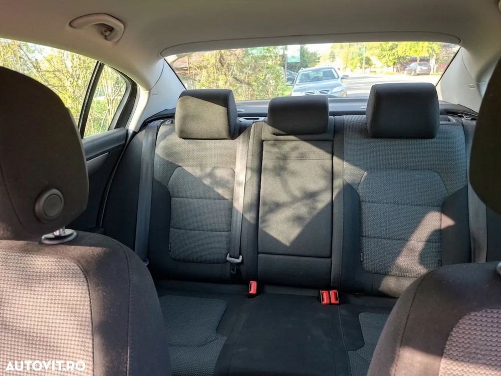 Volkswagen Passat 1.8 TSI Comfortline - 8