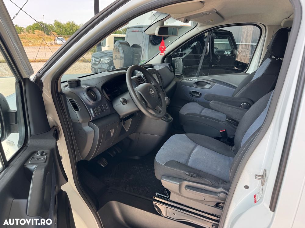 Opel Vivaro - 5