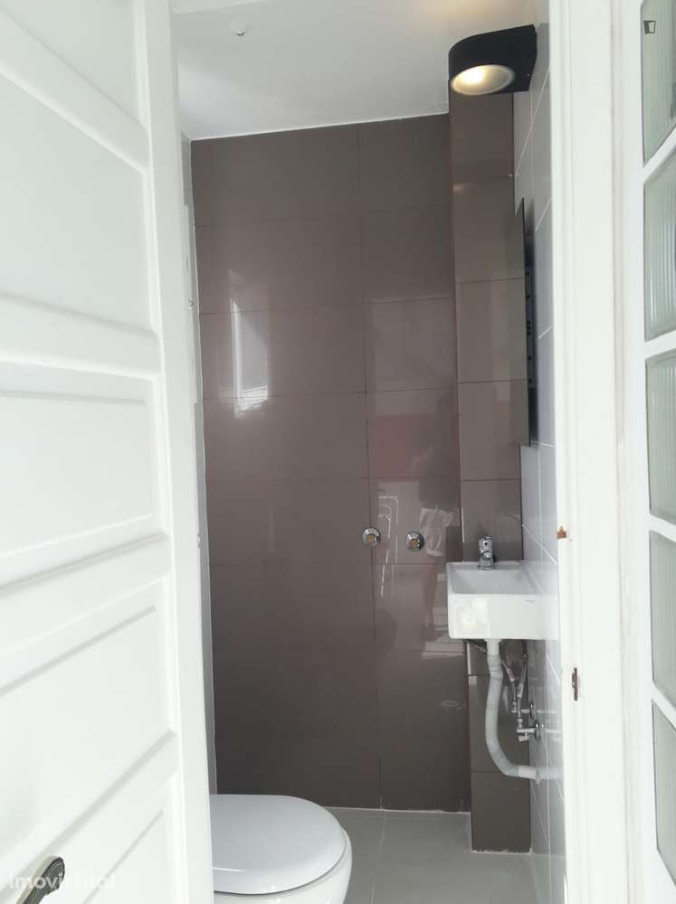 Quarto - localizado em Oeiras Lisbon - Grande imagem: 5/20