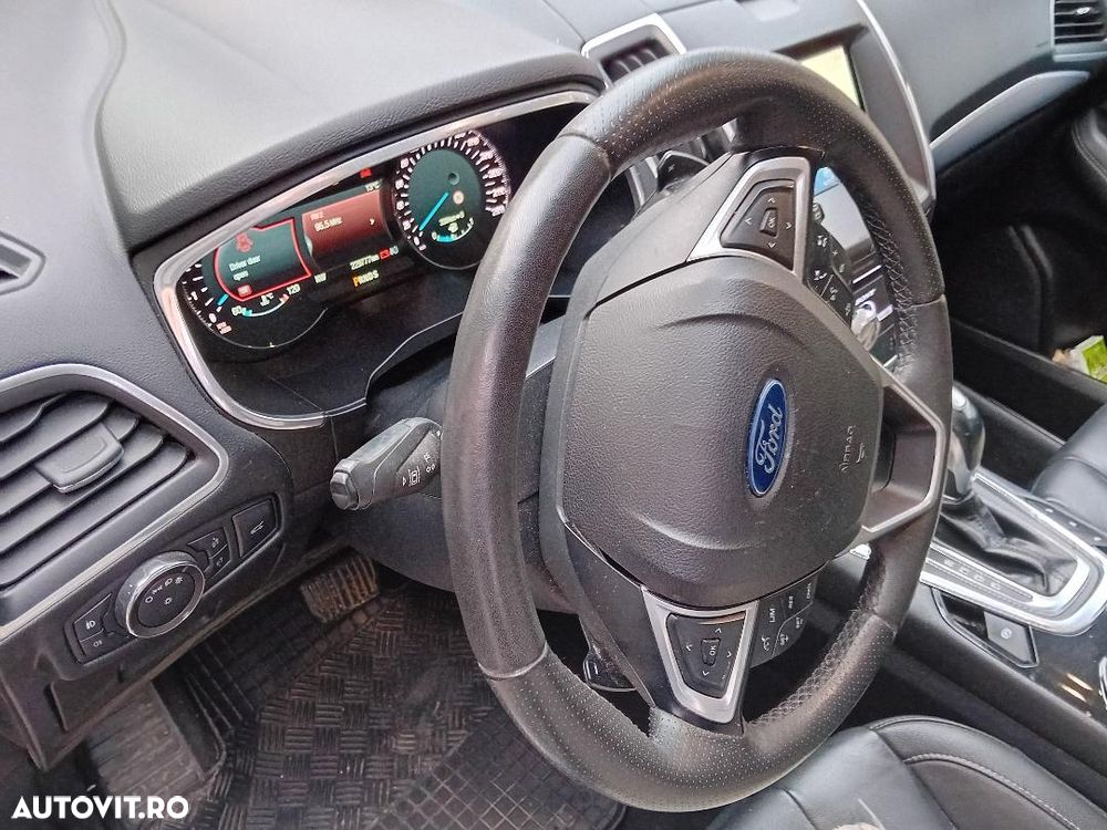 Ford S-Max 2.0 TDCi Powershift Titanium - 5