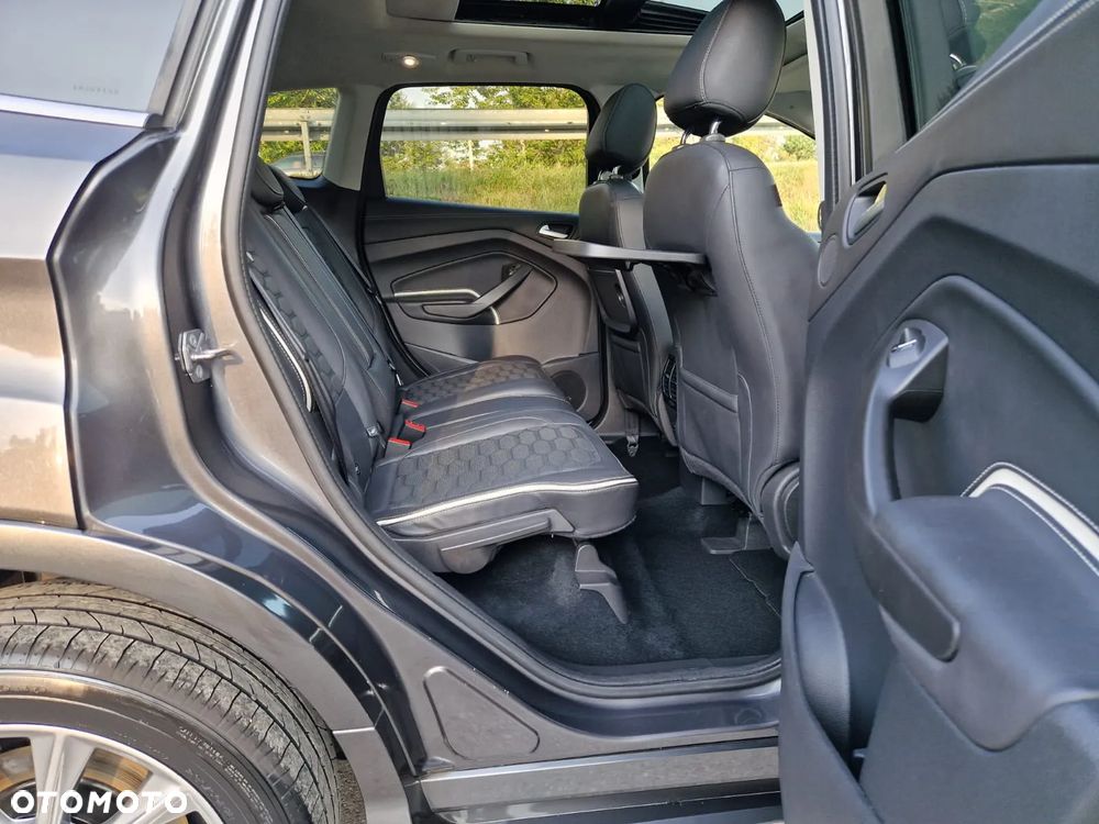 Ford Kuga - 18