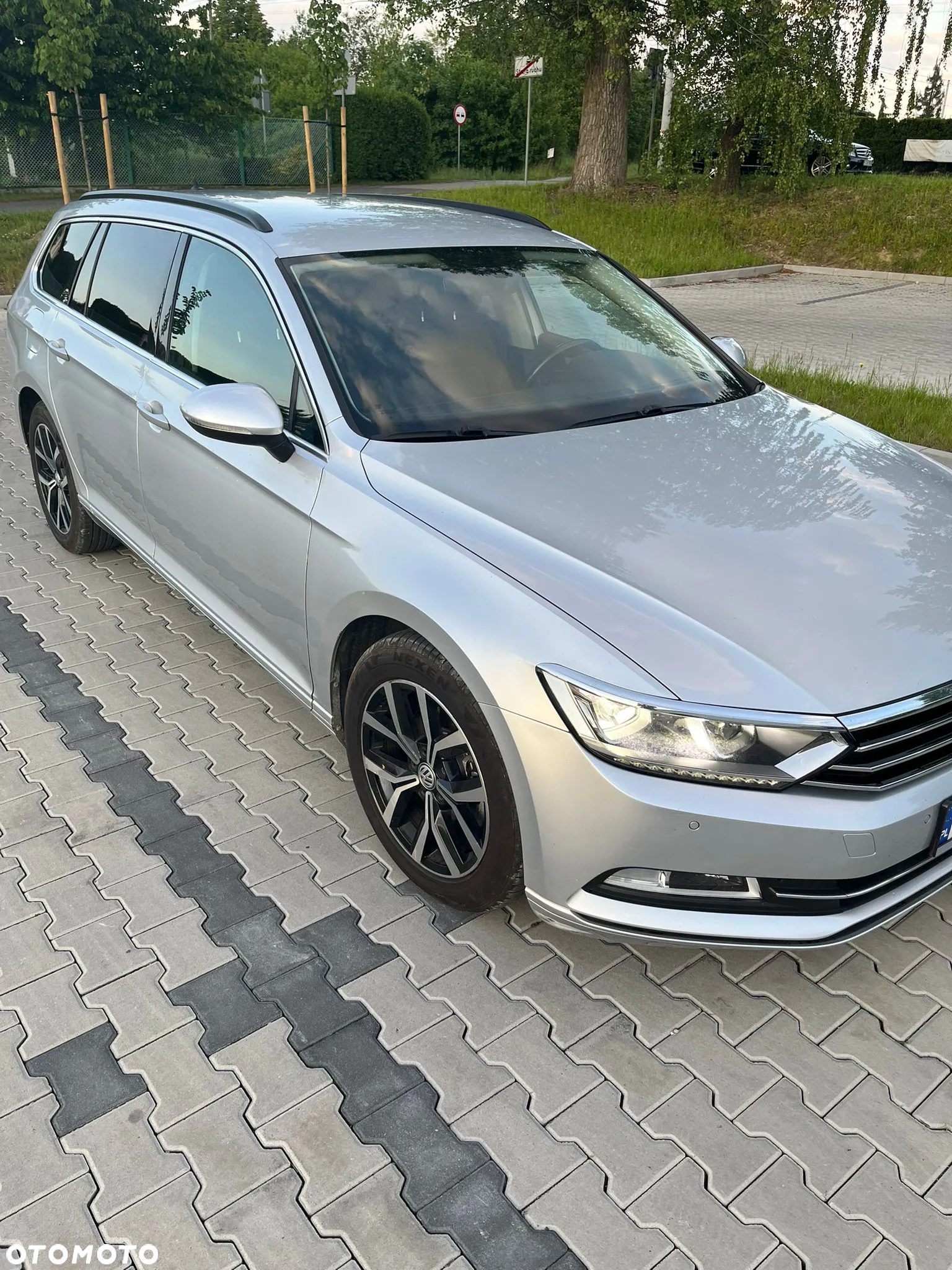 Volkswagen Passat 2.0 TDI BMT Comfortline - 9