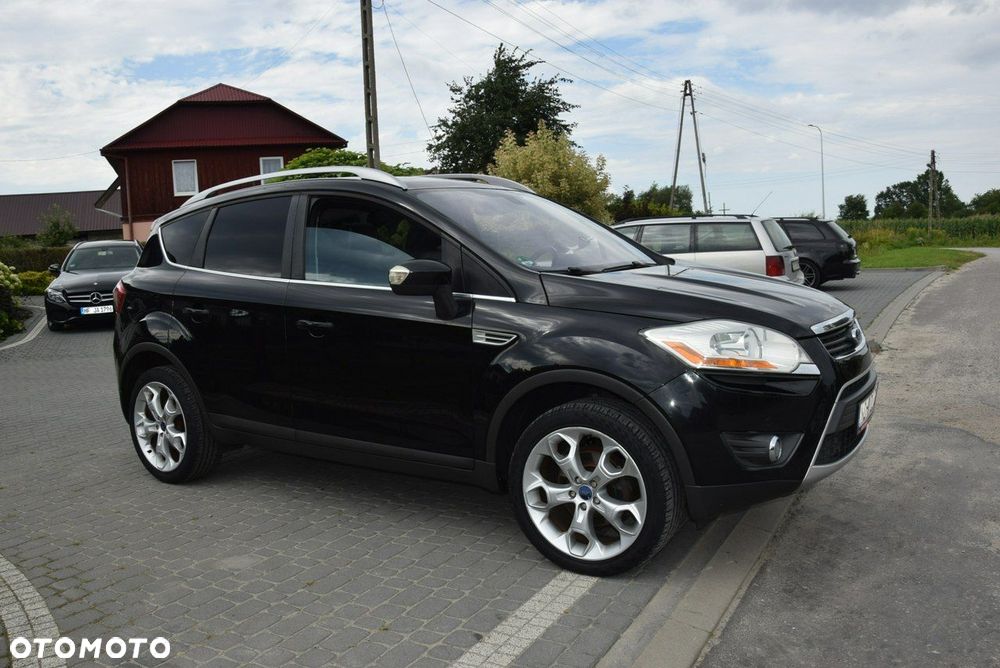 Ford Kuga 2.0 TDCi 2x4 Titanium - 8
