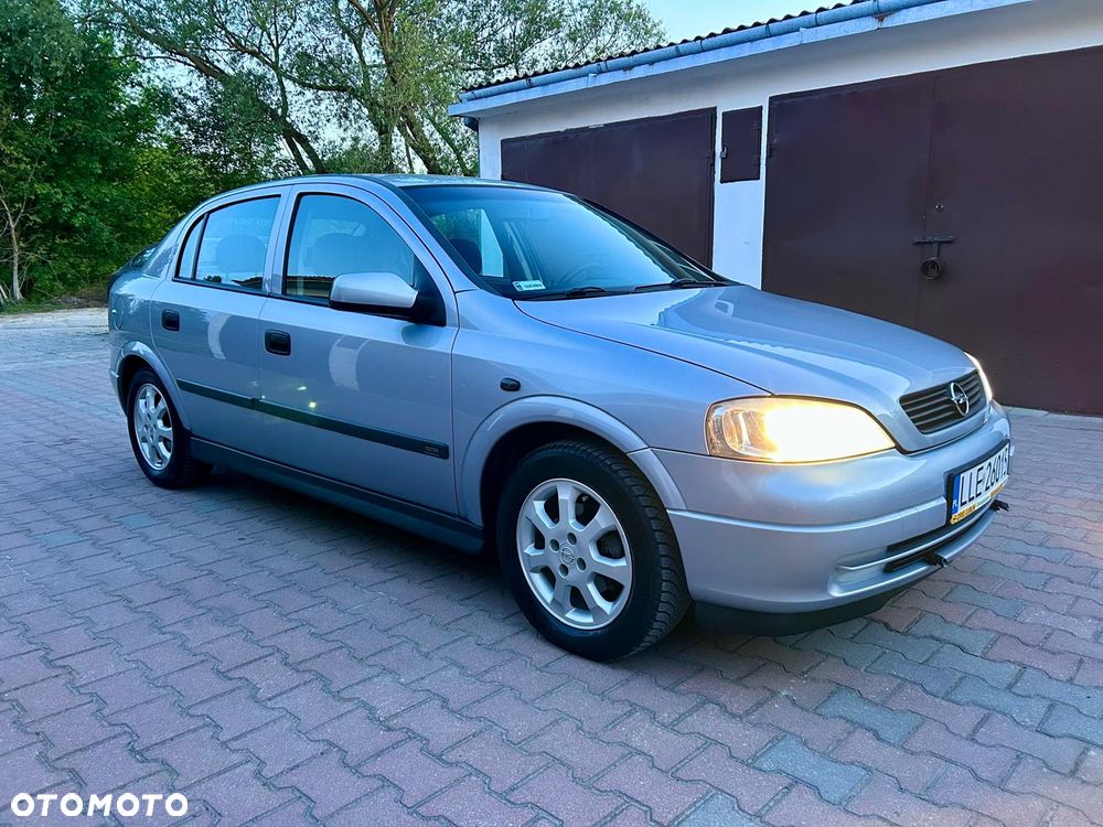Opel Astra - 17