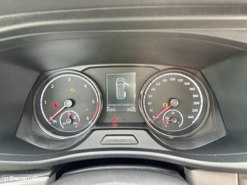 VW Caravelle 2.0 TDI Comfortline - 18