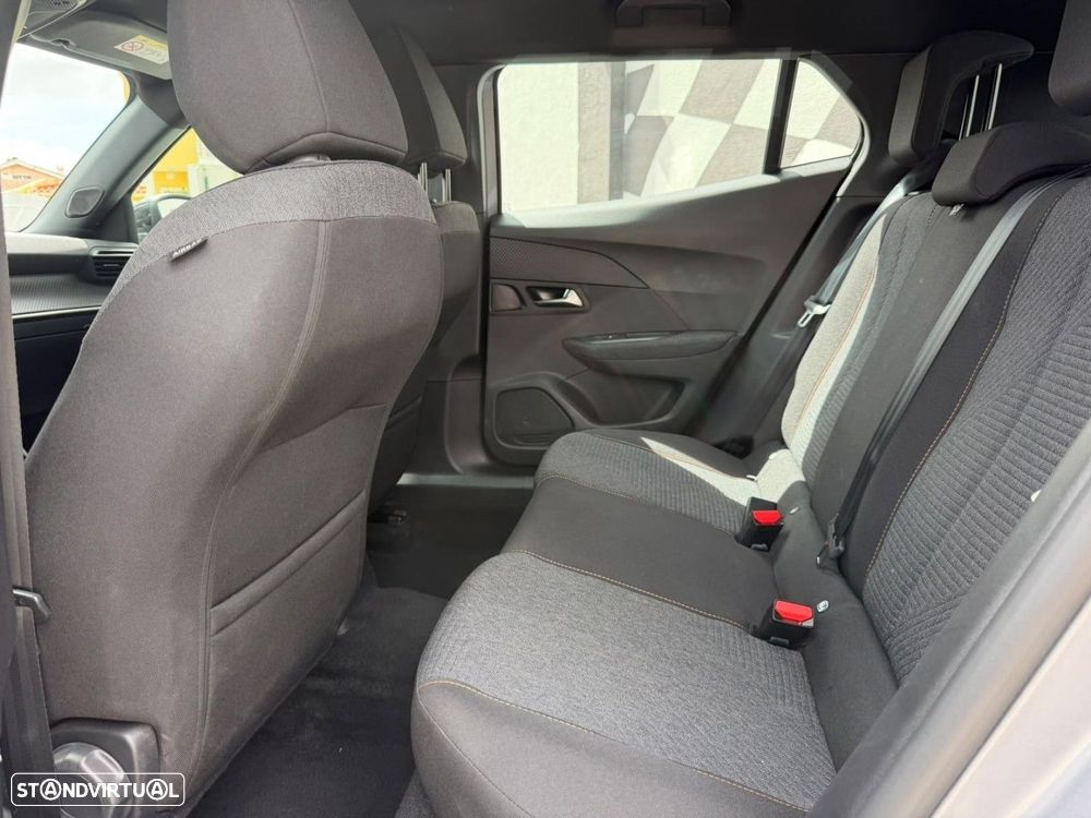Peugeot 2008 1.2 Hybrid Style e-DCS6 - 9