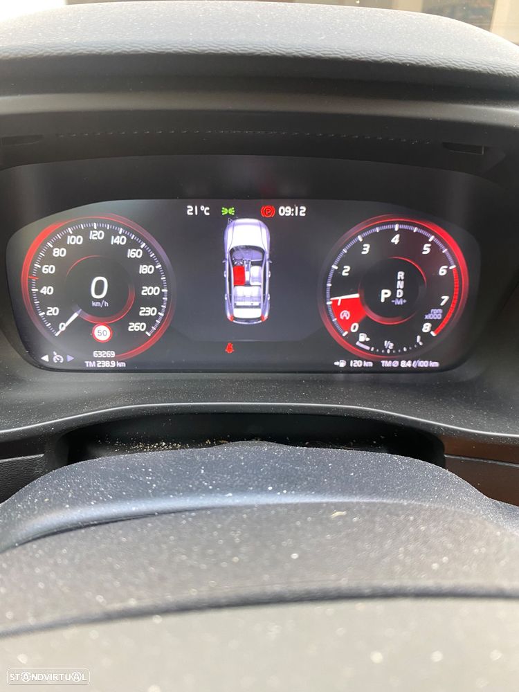 Volvo C40 - 6