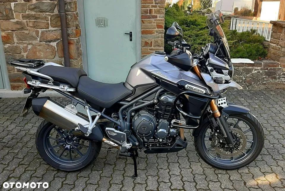 Triumph Tiger - 4