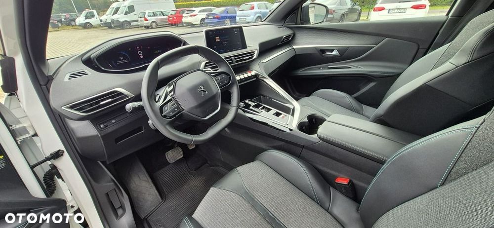 Peugeot 3008 1.2 PureTech mHEV Active Pack S&S e-DCS6 - 18
