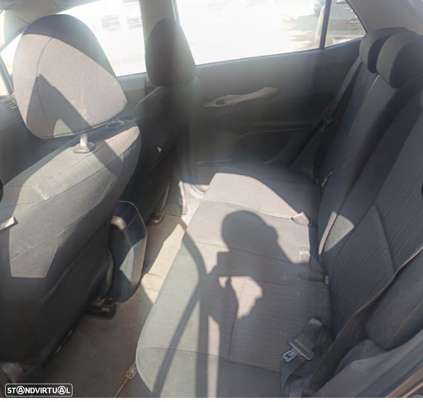 Toyota Auris 1.4 D-4D AC - 5